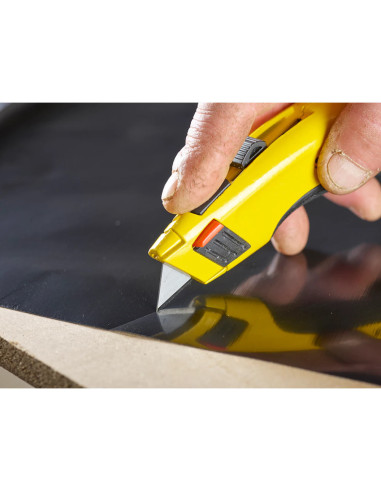 Stanley 1-11-911, Set de 100 lame trapezoidale cu lungimea de 50mm si latimea de 19mm