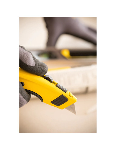 Stanley 0-10-778, Cutter cu lama retractabila FatMax, 180mm + 5 lame trapezoidale 19mm