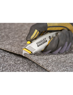 Stanley 0-10-789, Cutter cu doua lame retractabile FatMax Xtreme, 175mm + 2 lame trapezoidale si 2 lame tip carlig 62mm 2