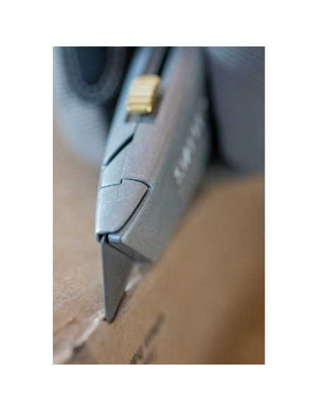 Stanley 2-10-099, Cutter metalic 99E cu lama retractabila, 160mm + 3 lame trapezoidale 62mm
