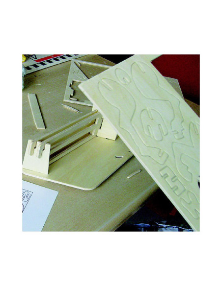 Pebaro 866/2, Kit constructie din lemn, elicopter de lupta, 86 piese