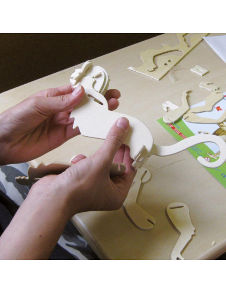 Pebaro 866/2, Kit constructie din lemn, elicopter de lupta, 86 piese