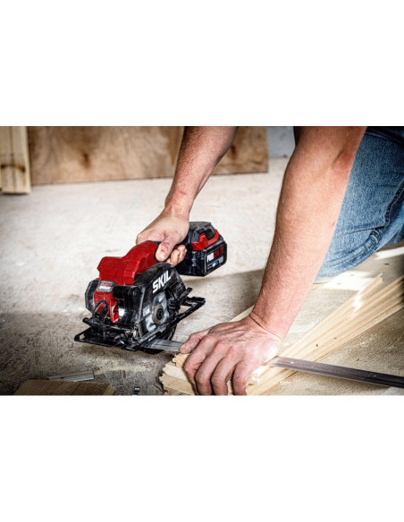 SKIL 3540 FA Mini fierastrau cu acumulator „Compact brushless“, turatie 6000 /min, 3 discuri de schimb si geanta de transport, d