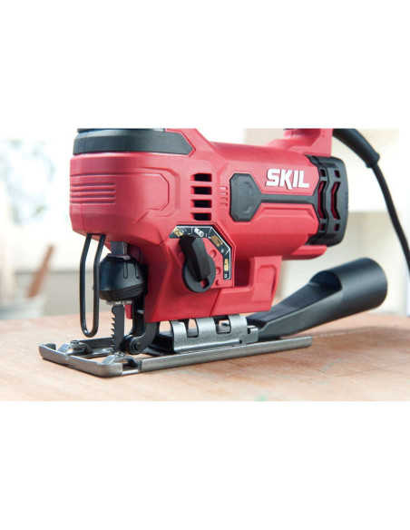 SKIL 4530 AA Fierastrau pendular, 550W, 3000cpm, + 2 panze