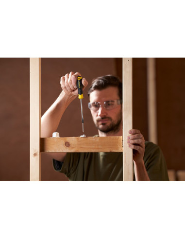 Stanley STHT16150-0, surubelnita Cushion Grip cu varful drept si lungimea tijei de 200mm, 10x1.6mm