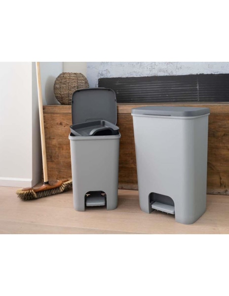 Cos de gunoi cu pedala, plastic, gri, 20 L, 30.3x29.4x42.8 cm, Curver