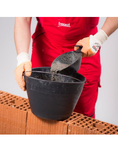 Galeata pentru constructii, maner metalic, neagra, 12 L, Beorol 2