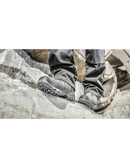 Pantofi de lucru din piele de caprioara, S1P, SRA, marimea 42, NEO