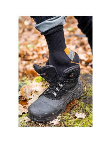 Bocanci de lucru pentru iarna, marimea 44, NEO