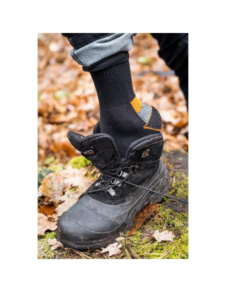 Bocanci de lucru pentru iarna, marimea 44, NEO