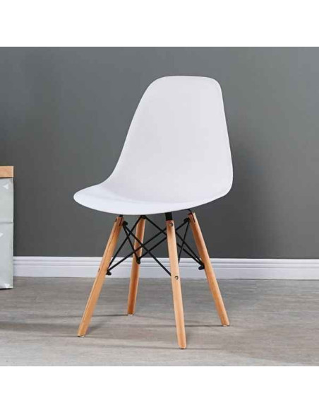 Set 3 Scaune Acerenza, Stil Scandinav cu Picioare din Lemn de Fag, Cadru Metalic, Sezut PP, Maxim 100 Kg, 40 x 50 x 77 cm, Negru