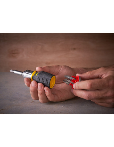 Stanley FMHT0-62688, surubelnita multibit cu clichet si 6 biti de prindere