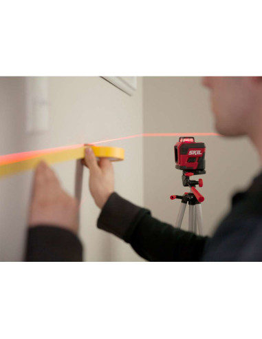SKIL 1960 DA Nivela laser cu linie în cruce 360 garde, lumina rosie, raza actiune 20m, Accu Li-Ion, include incarcator micro USB