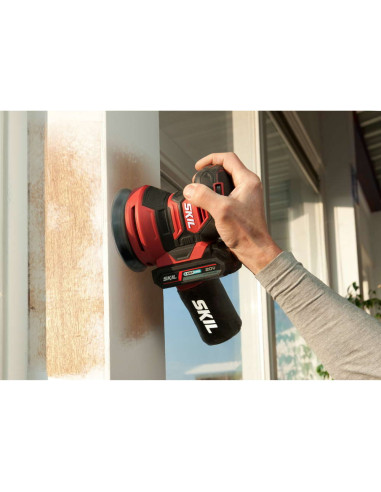 SKIL 3745 CA, Slefuitor cu excentric cu acumulator (doar corpul) SR1E3745CA, 7000-11000 rpm, + accesorii
